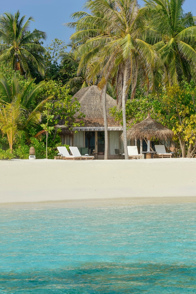 content/hotel/Kanuhura/Accommondation/Retreat Grand Beach Pool Villa Sunrise/Kanuhura-Acc-RetreatGrandBeachPoolVilla-09.jpg
